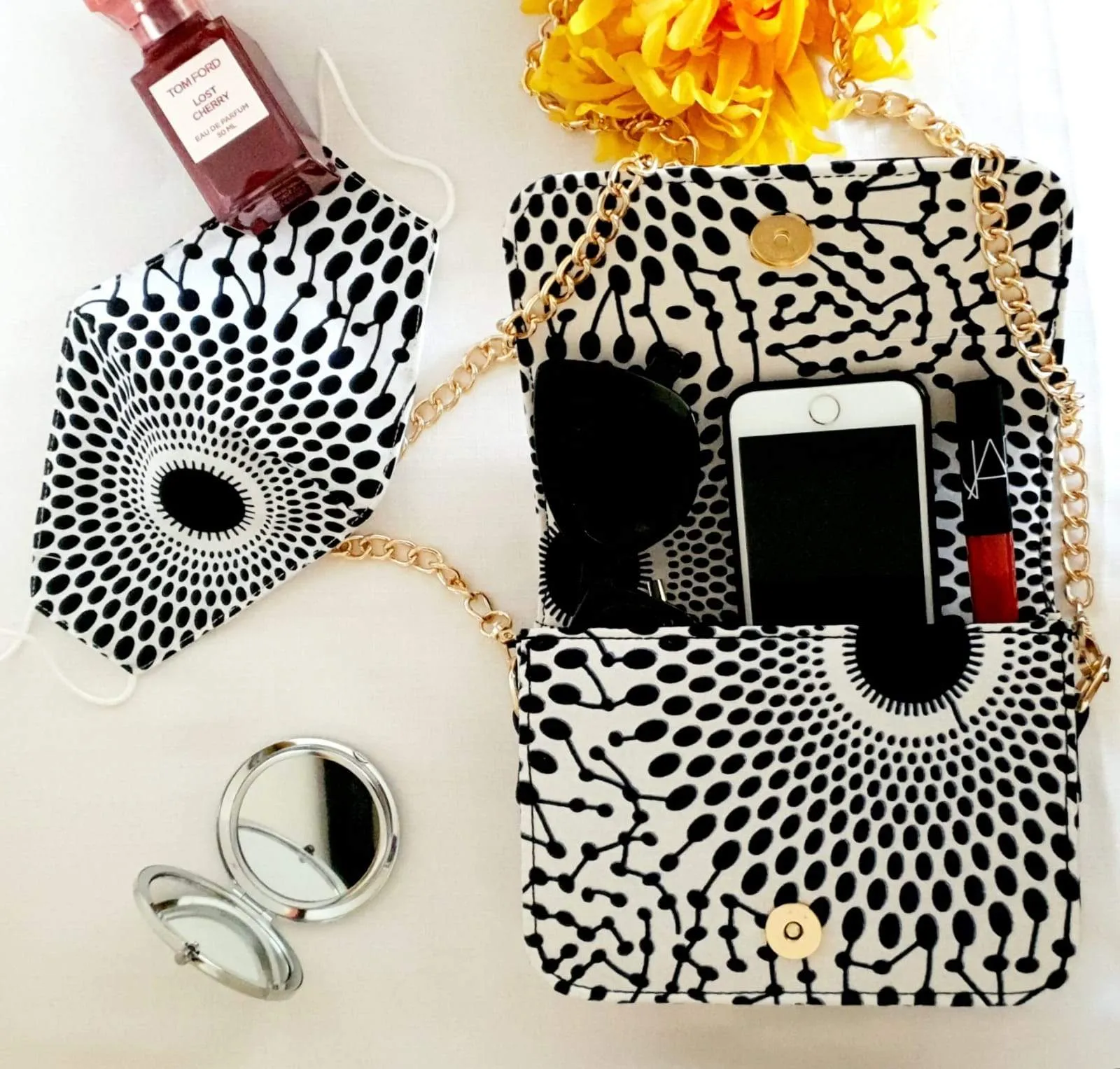 African Print Shoulder Bag with Matching Facemask