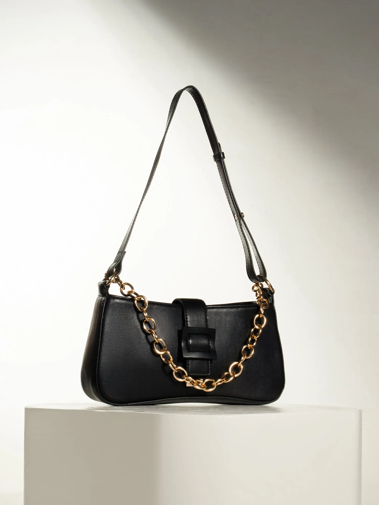 Berrylush Women Black Structured Shoulder Bag