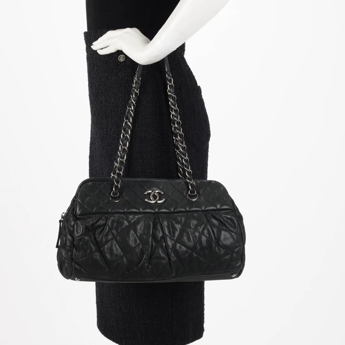 Chanel Black Iridescent Calfskin Chic Quilt Bowling Bag