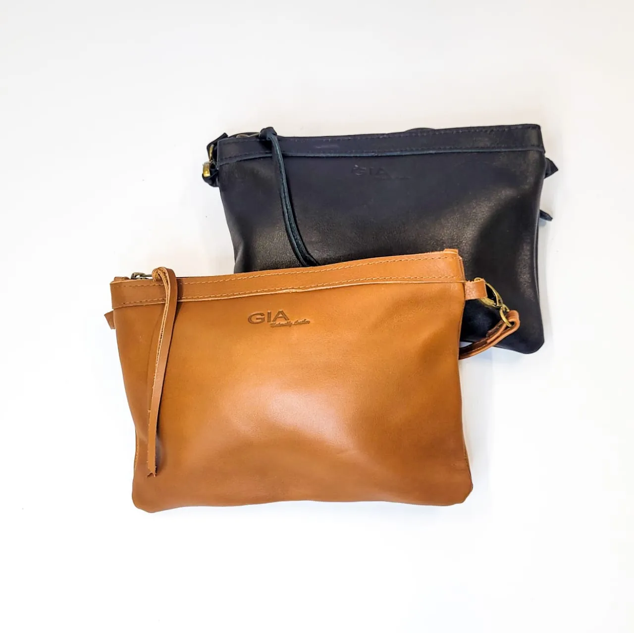 Gia leather black messenger bag