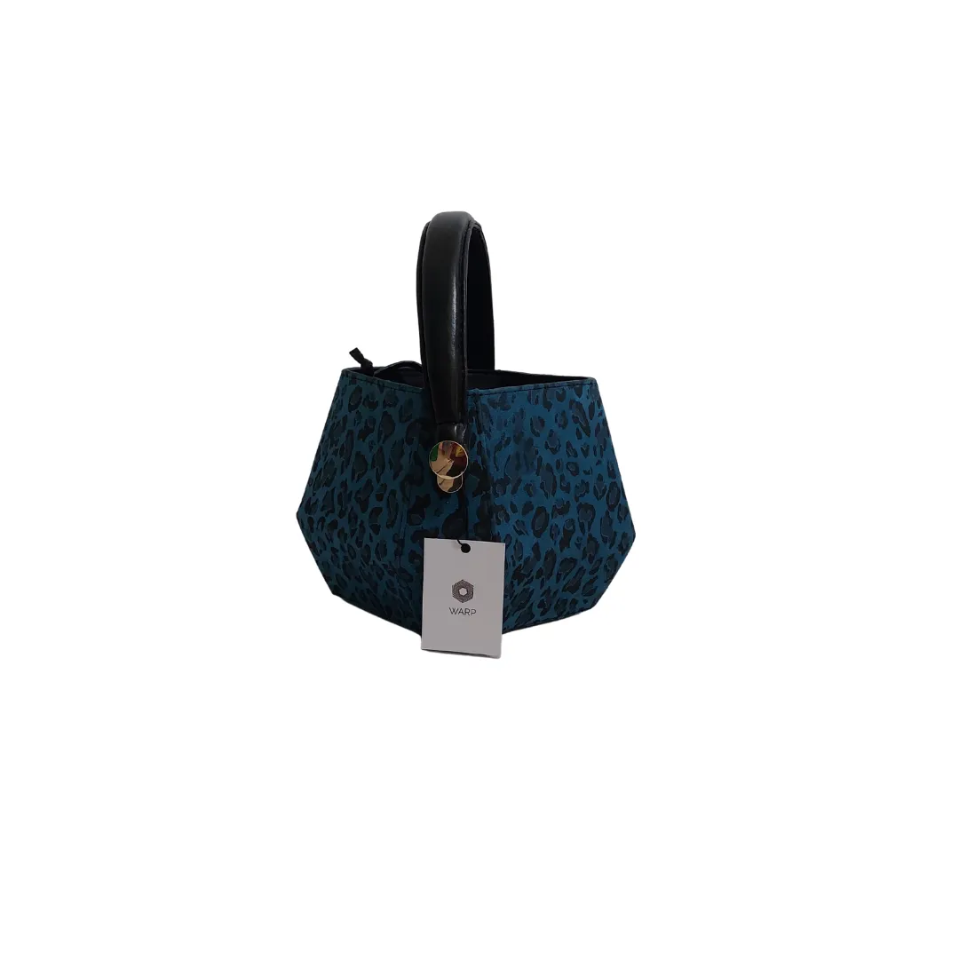 Warp Hexella Large Bucket Blue Leopard | Sample |