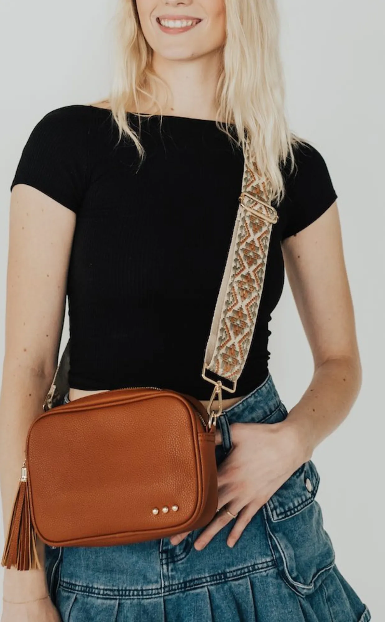 Willow Camera Crossbody Bag